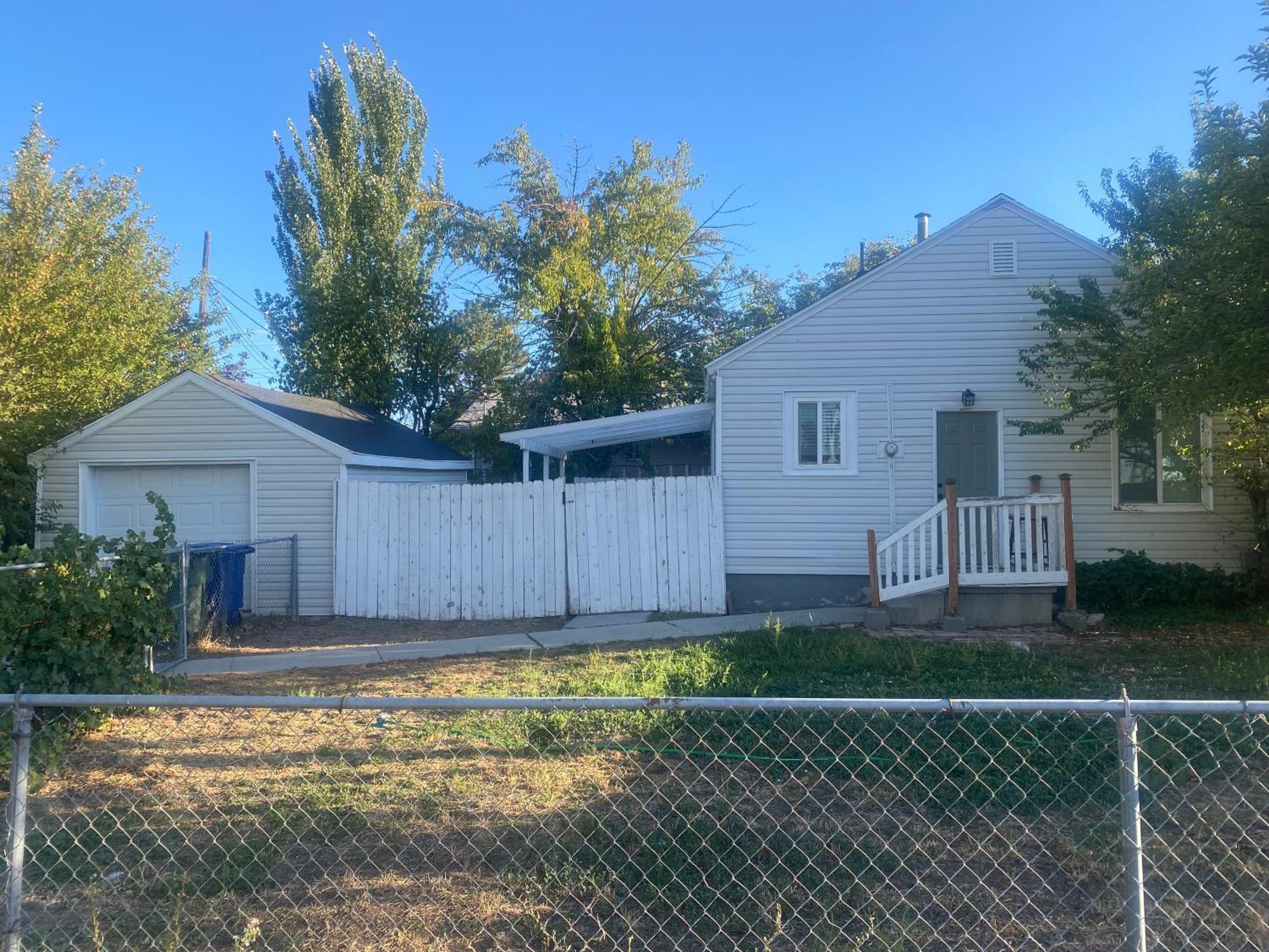 Cute Entire Small House With Large Yard! Pets Welcome! West Valley City Exteriör bild