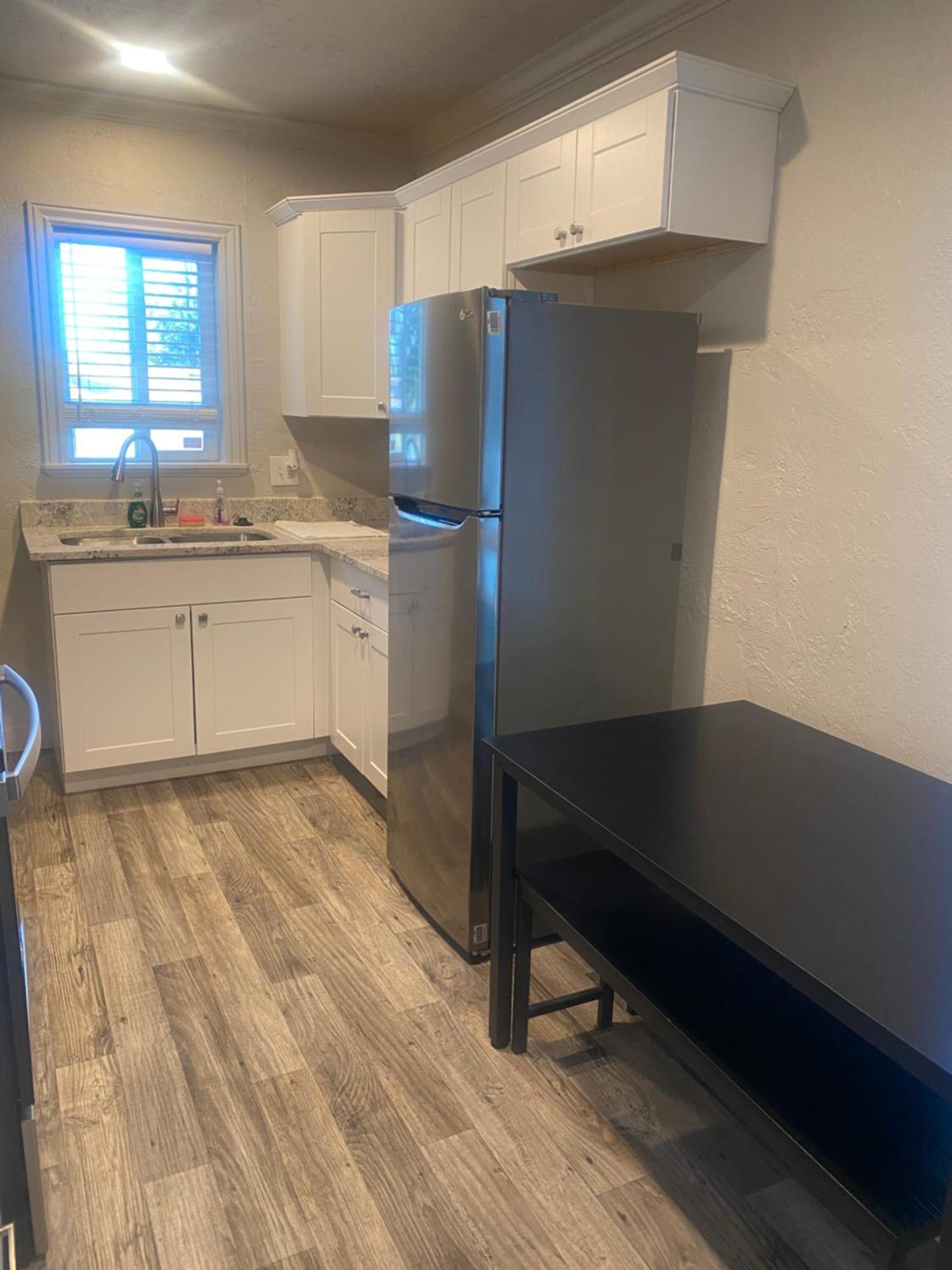 Cute Entire Small House With Large Yard! Pets Welcome! West Valley City Exteriör bild