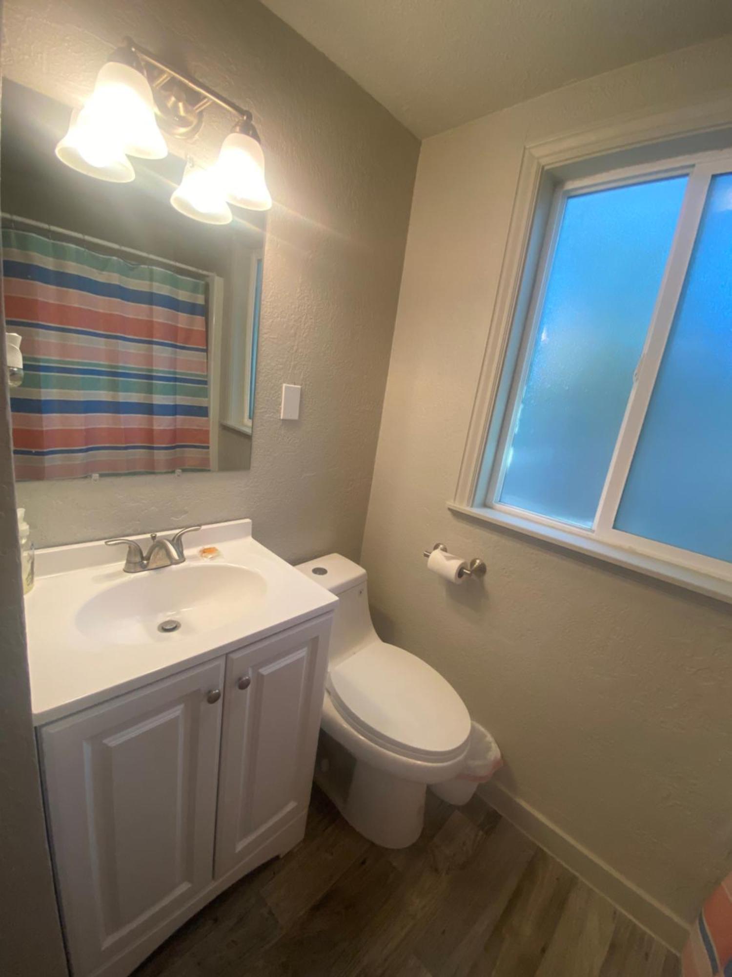 Cute Entire Small House With Large Yard! Pets Welcome! West Valley City Exteriör bild
