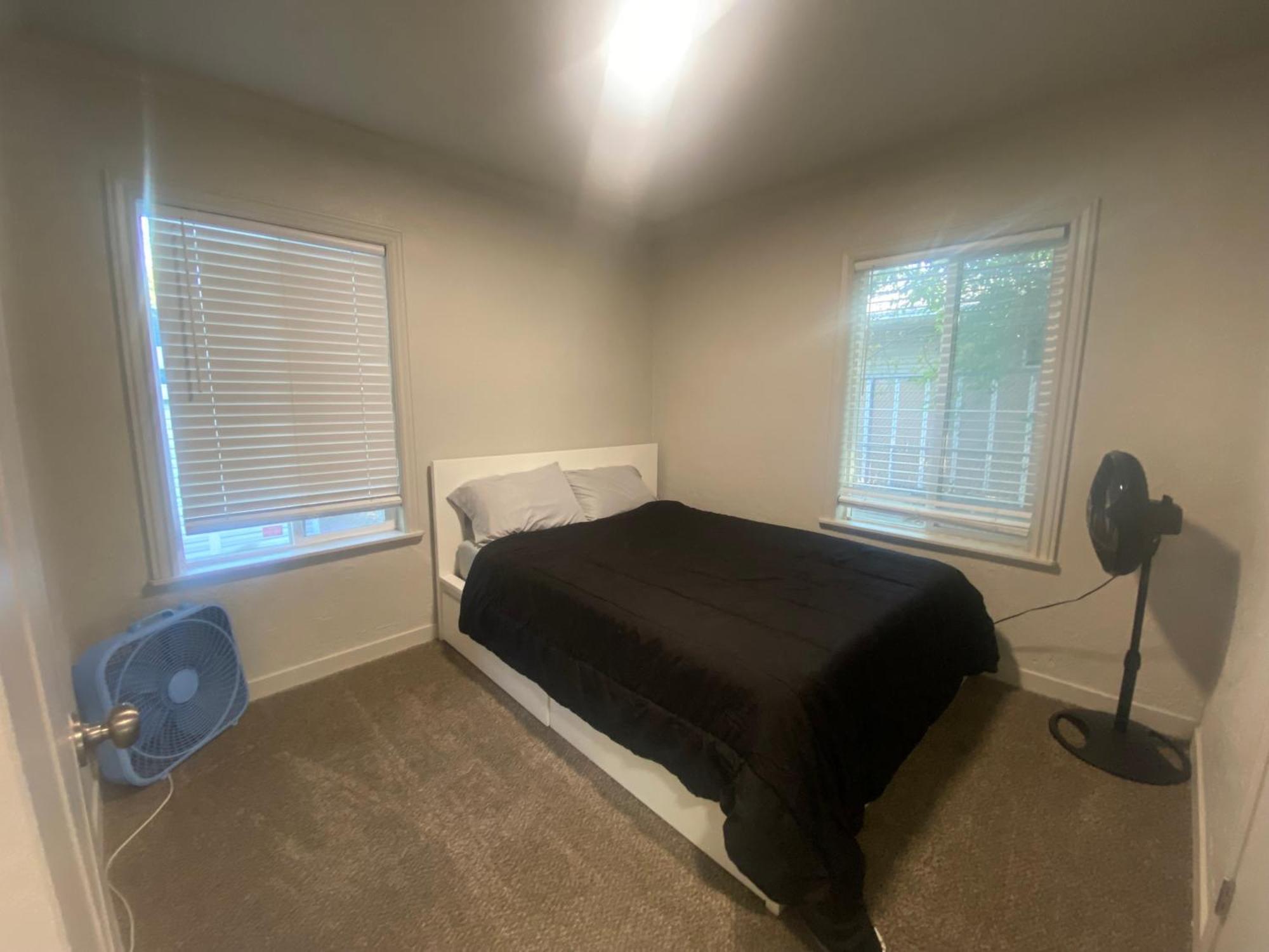 Cute Entire Small House With Large Yard! Pets Welcome! West Valley City Exteriör bild