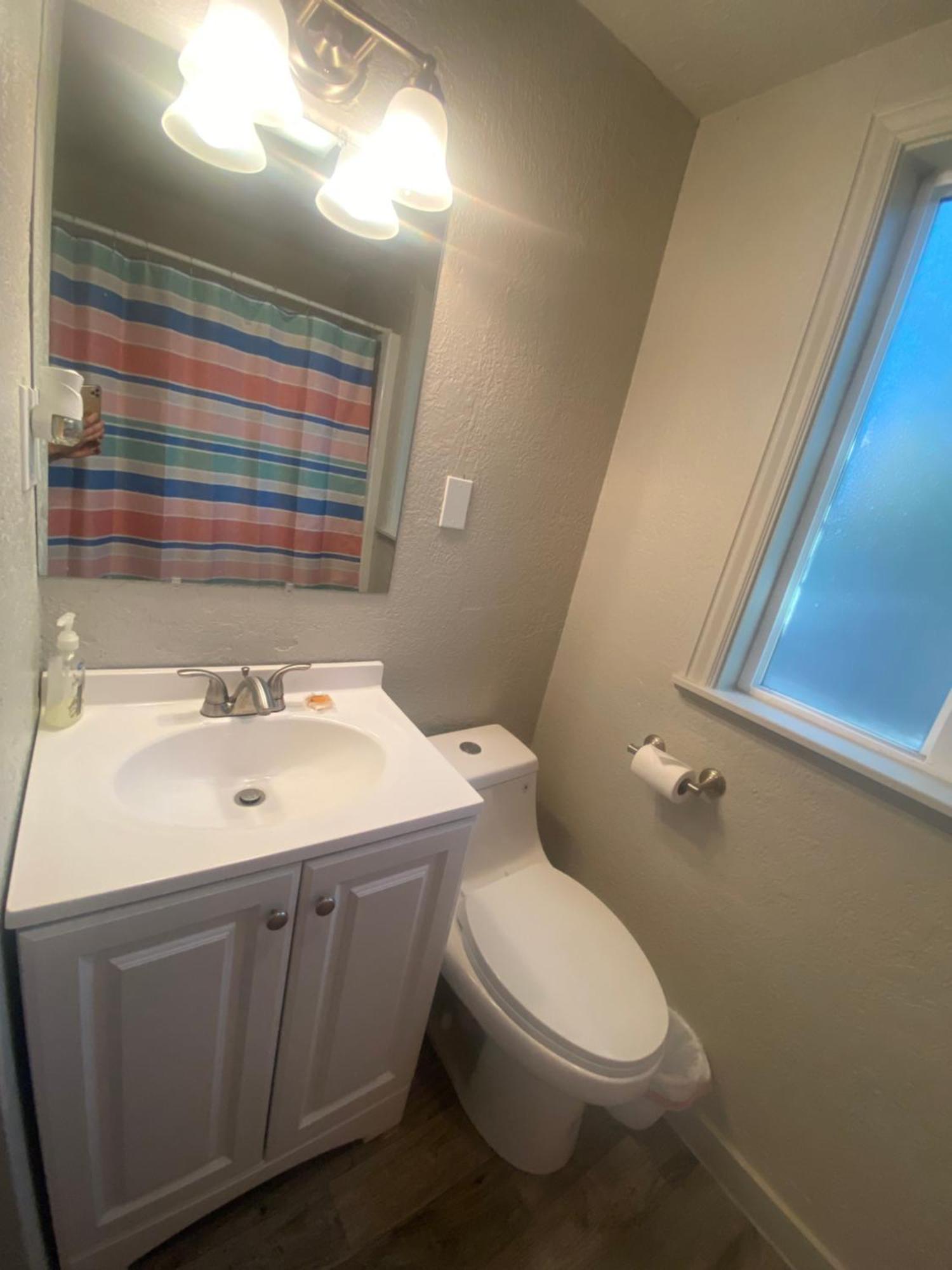 Cute Entire Small House With Large Yard! Pets Welcome! West Valley City Exteriör bild